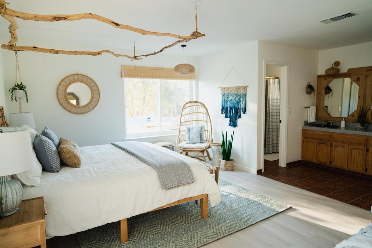 Boho Chic Oasis By Casa Oso With Pool, And Views Hébergement de vacances Ahwahnee